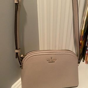 NEW. Kate Spade crossbody purse. New without tags. Never been worn.